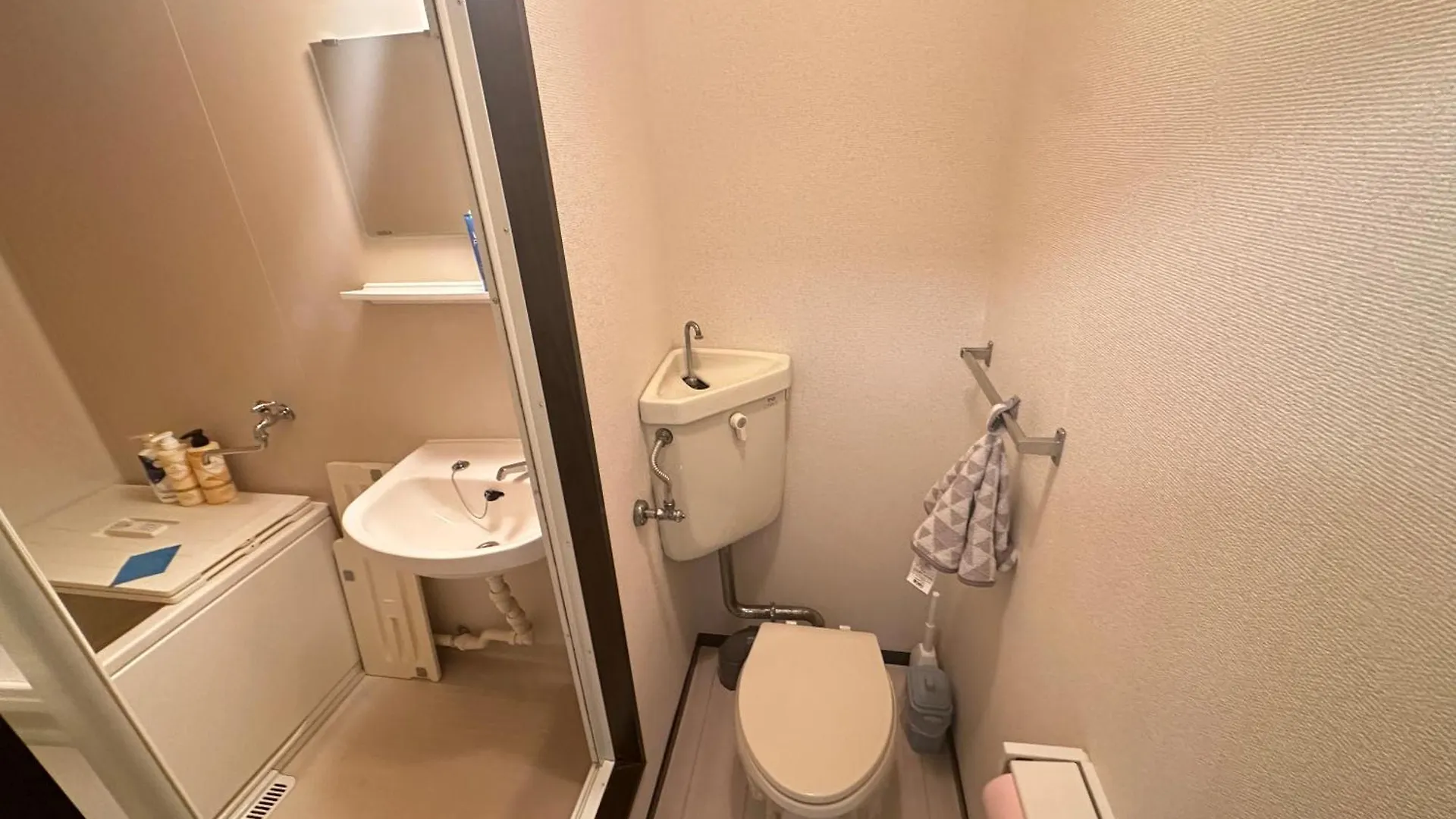 Apartment 新宿区韩国美食街紧邻韩国广场房源05
